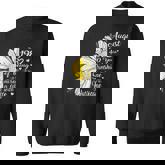 August Girls 1982 Birthday Gift 40 Years Old Made In 1982   Sweatshirt