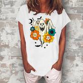 Retro Vintage Groovy Pumpkin Halloween Colors Flower Ghost  Women's Loosen Crew Neck Short Sleeve T-Shirt