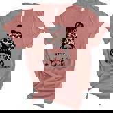 Hairstylist Lifes Mom Messy Bun Funny Mothers Day  Women's Short Sleeve T-shirt Unisex Crewneck Soft Tee