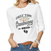 Pregnancy Announcement First Time Grandmommy Est2022 Floral  Women Graphic Long Sleeve T-shirt