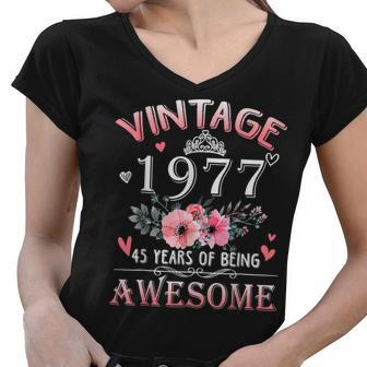45 Year Old Made In Vintage 1977 45Th Birthday Women V-Neck T-Shirt - Seseable