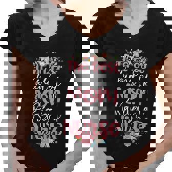 Best Kind Of Mom Raises A Nurse Mothers Day Flowers Rn Gifts V10 Women V-Neck T-Shirt - Thegiftio