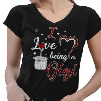 I Love Being A Gigi For Mother S Day Gift Women V-Neck T-Shirt - Thegiftio UK