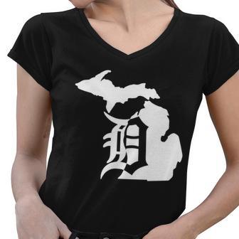 Michigan Mitten Old English D Detroit Tshirt Women V-Neck T-Shirt - Monsterry UK