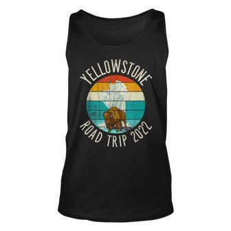 Old Faithful Geyser Bison Yellowstone Road Trip 2022 Unisex Tank Top - Seseable