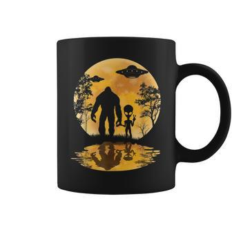 Alien Bigfoot Moon Sasquatch Ufo Extraterrestrial Men Women V3 Coffee Mug - Thegiftio UK