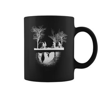 The Upside Down Coffee Mug - Monsterry DE