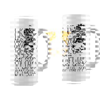 I Like Murder Shows Comfy Clothes And Maybe 3 People V6 Coffee Mug - Thegiftio UK