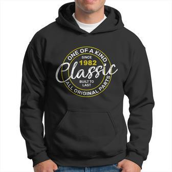40Th Birthday One Of A Kind Classic 1982 Graphic Design Printed Casual Daily Basic Hoodie - Thegiftio UK