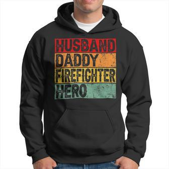 Firefighter Retro Vintage Husband Daddy Firefighter Fathers Day Dad Hoodie - Seseable