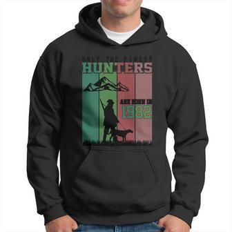Only The Finest Hunters Are Born In 1982 Halloween Quote Graphic Design Printed Casual Daily Basic Hoodie - Thegiftio UK