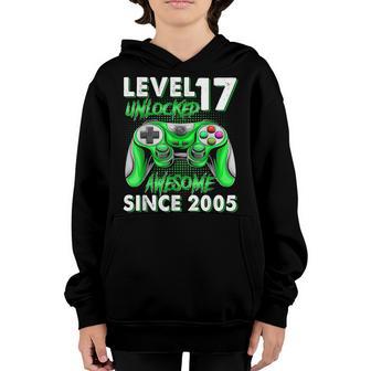 17Th Birthday Boys 17 Year Old Level 17 Unlocked Video Gamer Youth Hoodie - Thegiftio UK
