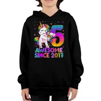 5 Years Old Unicorn Flossing 5Th Birthday Girl Unicorn V2 Youth Hoodie - Thegiftio UK