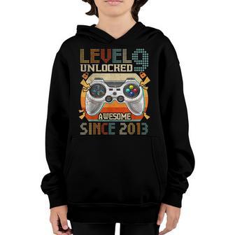 9Th Birthday Gift Level 9 Unlocked Awesome 2013 Video Game Youth Hoodie - Thegiftio UK