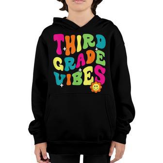 Retro Third Grade Vibes Back To School 3Rd Grade Teacher Kid Youth Hoodie - Thegiftio UK