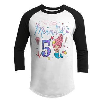 Kids 5 Year Old Gift This Mermaid Is 5Th Birthday Girl Daughter Youth Raglan Shirt - Thegiftio UK