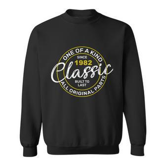 40Th Birthday One Of A Kind Classic 1982 Graphic Design Printed Casual Daily Basic Sweatshirt - Thegiftio UK