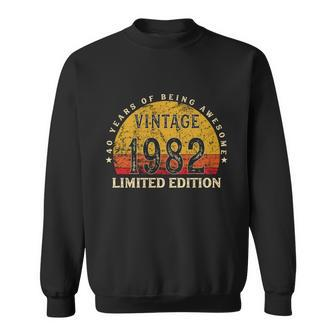 Funny 40 Year Old Gifts Retro Vintage 1982 Limited Edition 40Th Birthday Sweatshirt - Thegiftio UK