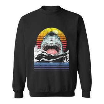 Retro Vintage Shark Marine Biologist Wildlife Shark Lovers Sweatshirt - Monsterry DE