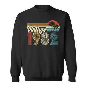 Vintage 1982 Made In 1982 40Th Birthday Gift 40 Year Old Sweatshirt - Thegiftio UK