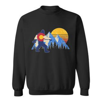 Vintage Bigfoot Colorado Flag Retro Sun Mountains Sweatshirt - Thegiftio UK