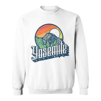 Vintage Yosemite National Park Half Dome Retro Graphic Sweatshirt - Seseable