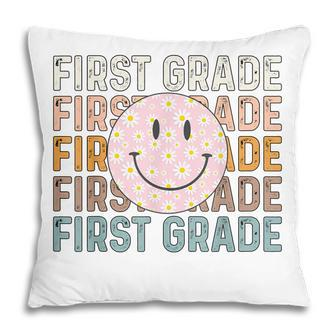 First Grade Vintage Retro 1St Grade Back To School Teacher Pillow - Thegiftio UK