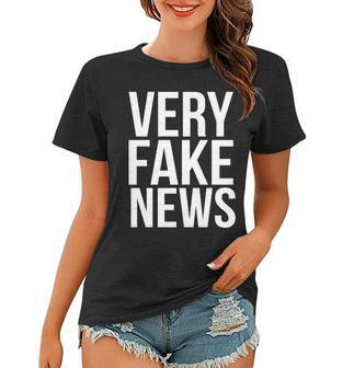 Very Fake News Funny Donald Trump Women T-shirt - Monsterry DE