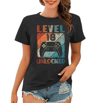 Vintage Level 18 Unlocked Video Gamer 18Th Birthday Women T-shirt - Seseable