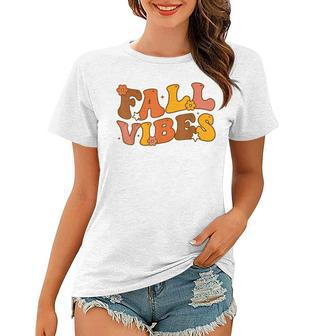 Fall Vibes Vintage Groovy Autumn Season Retro Thanksgiving V2 Women T-shirt - Thegiftio UK