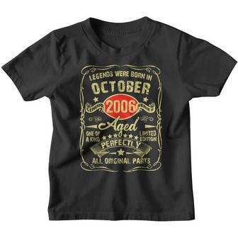 16 Years Old Gift Vintage October 2006 Legend 16Th Birthday Youth T-shirt - Thegiftio UK