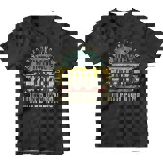 18 Year Old Gifts Vintage 2004 Limited Edition 18Th Birthday V4 Youth T-shirt - Thegiftio