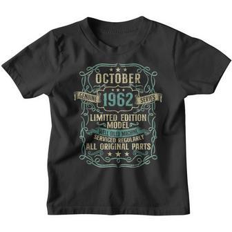 60 Year Old Gift Vintage Born In October 1962 60Th Birthday Youth T-shirt - Thegiftio UK