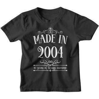 Born In 2004 18 Years Old Made In 2004 18Th Birthday Youth T-shirt - Thegiftio UK