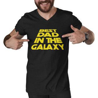 Best Dad In The Galaxy Fathers Day Tshirt Men V-Neck Tshirt - Monsterry UK