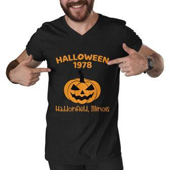 Halloween 1978 Haddonfield Illinois Halloween Quote Men V-Neck Tshirt - Thegiftio UK