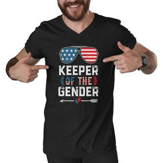 Keeper Of The Gender Reveal 4Th Of July Us Flag Sunglasses Men V-Neck Tshirt | Mazezy