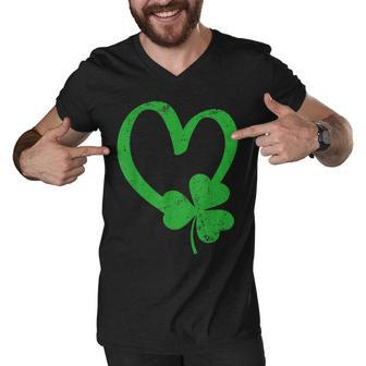 Vintage Happy St Patricks Day Irish Lucky Shamrock Heart Men V-Neck Tshirt - Thegiftio UK