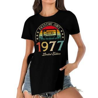 Awesome Since 1977 Vintage 1977 45Th Birthday 45 Years Old Women's Short Sleeves T-shirt With Hem Split - Seseable
