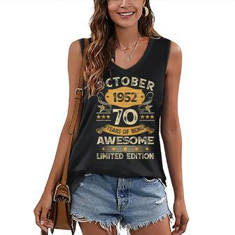70 Year Old Gift Vintage October 1952 70Th Birthday Gift Women's V-neck Casual Sleeveless Tank Top - Thegiftio UK