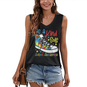 Be A Kind Sole Autism Awareness Puzzle Shoes Be Kind Gifts Women's V-neck Casual Sleeveless Tank Top - Thegiftio UK