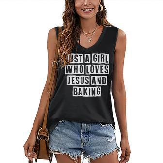 Lovely Funny Cool Sarcastic Just A Girl Who Loves Jesus And Women's V-neck Casual Sleeveless Tank Top - Thegiftio UK