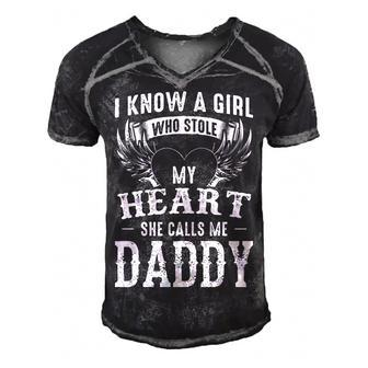 I Know A Girl - She Calls Me Daddy Men's Short Sleeve V-neck 3D Print Retro Tshirt