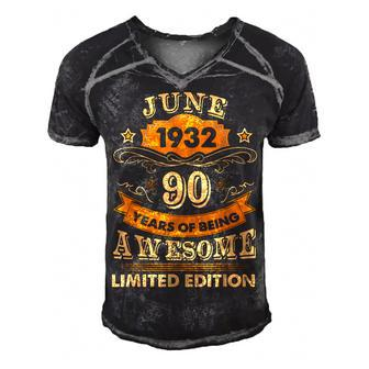 June 90 Year Old Vintage 1932 90Th Birthday  Men's Short Sleeve V-neck 3D Print Retro Tshirt