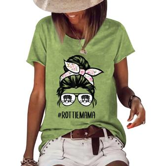 Rottie Mom Messy Bun Hair Glasses Rottweiler Messy Bun  Women's Short Sleeve Loose T-shirt