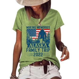 Alaska Family Vacation 2022 Mountains Camping Family Trip Women's Loose T-shirt