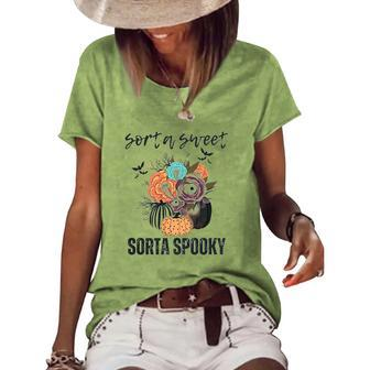 Halloween Sorta Sweet Sorta Spooky Pumpkin Florals Women's Loose T-shirt - Seseable