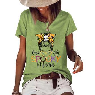 Womens One Spooky Mama Messy Bun Mom Halloween Spider Costume Women's Loose T-shirt - Seseable