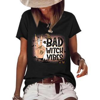Bad Witch Vibes Peace Hand Girl Witches Halloween Costume Women's Short Sleeve Loose T-shirt - Seseable