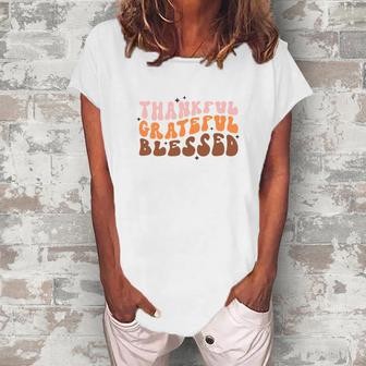 Fall Retro Thankful Grateful Blessed Thanksgiving Quotes Autumn Women's Loosen T-shirt - Seseable